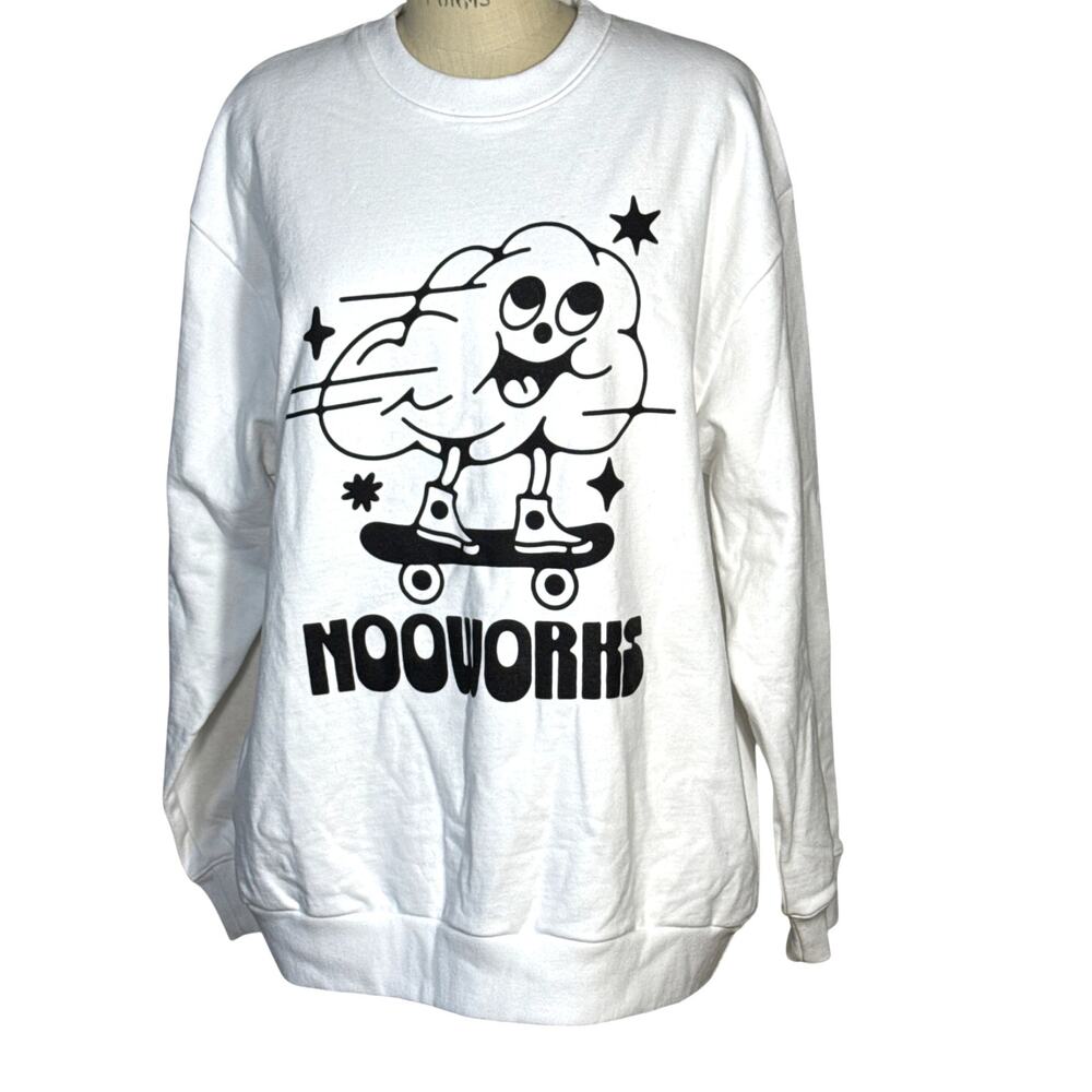 Nooworks Crewneck Skater Logo Sweatshirt Size Medium
